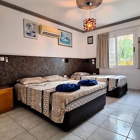 Apart-hotel Apollonia 2*