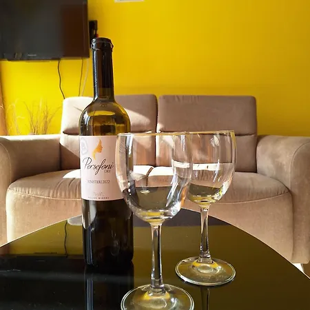 Apollonia 2* Пафос