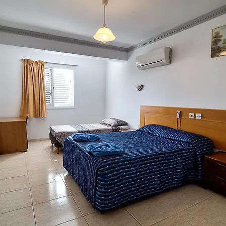 Apollonia 2* Пафос