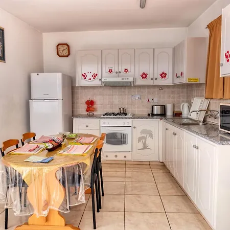 Apart-hotel Apollonia 2*