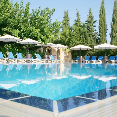 Apart-hotel Apollonia Pafos